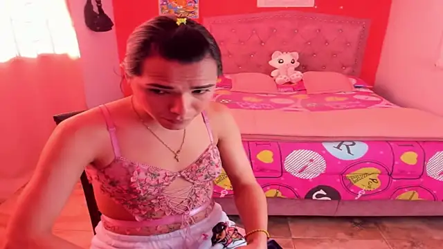 Sofia Hot Latina online show from July 15, 2026, 9:09 pm