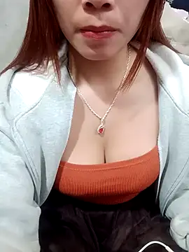 cute-baby-zz online show from March 22, 2026, 9:56 am