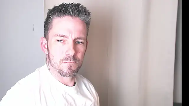 SkylarrGrey online show from March 29, 2026, 7:08 am