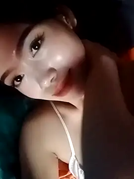 lovelybabyxx online show from March 23, 2026, 7:23 am