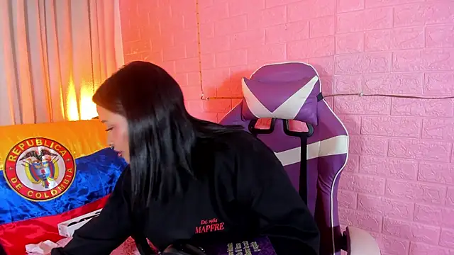 SofiiaCutee online show from June 18, 2026, 2:34 am