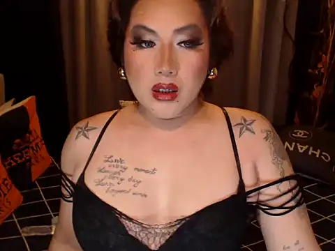 Snapshot of YourMistressAggy chatting on May 16, 2026, 4:09 am YourMistressAggy online show from May 16, 2026, 4:09 am