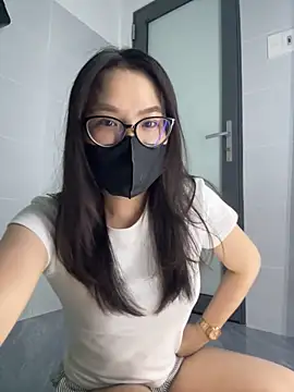 Evelyn9xzz online show from March 25, 2026, 4:13 pm