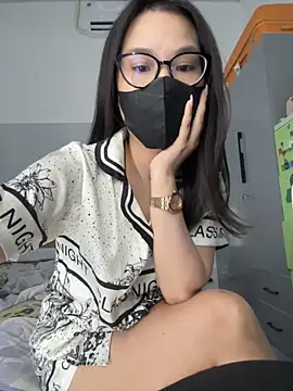 Evelyn9xzz online show from April 1, 2026, 3:31 pm