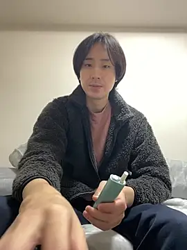 youta200 online show from April 18, 2026, 3:27 pm