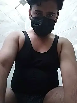 Small dick 069 online show from May 28, 2026, 9:17 am