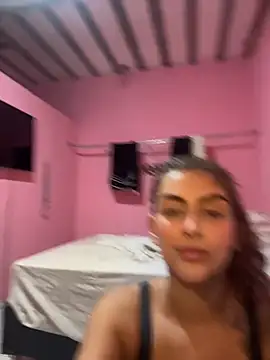 miiabellovic online show from May 20, 2026, 7:53 pm