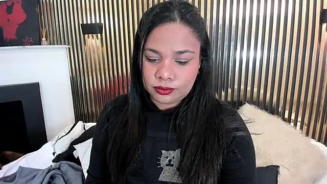 Cloee evans online show from March 27, 2026, 12:05 pm