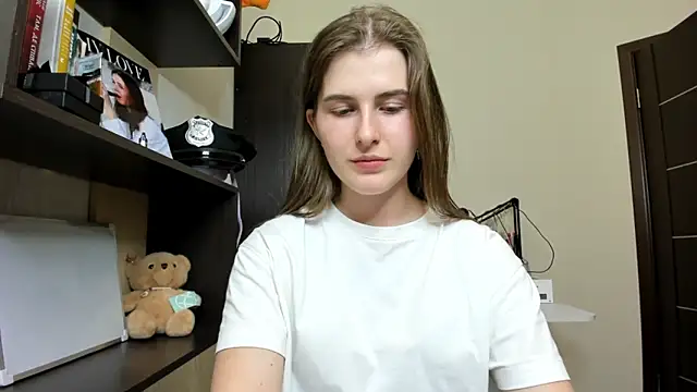 OhMyAlice online show from May 28, 2026, 7:44 pm