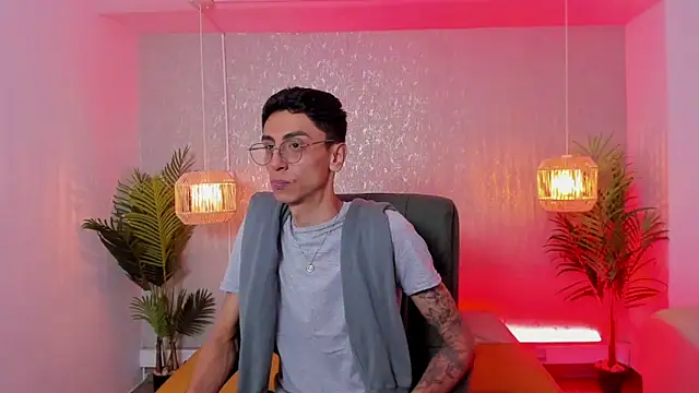 Snapshot of Gio_carangi chatting on March 27, 2026, 2:50 am Gio carangi online show from March 27, 2026, 2:50 am