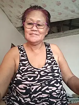 Sunflower1956 online show from May 16, 2026, 11:25 pm