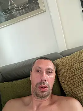 9Boston666 online show from April 17, 2026, 1:52 am