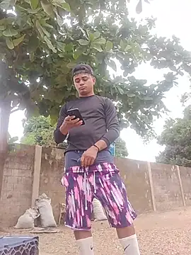 Snapshot of HOTRAINYGOLDEN chatting on March 30, 2026, 12:06 pm HOTRAINYGOLDEN online show from March 30, 2026, 12:06 pm