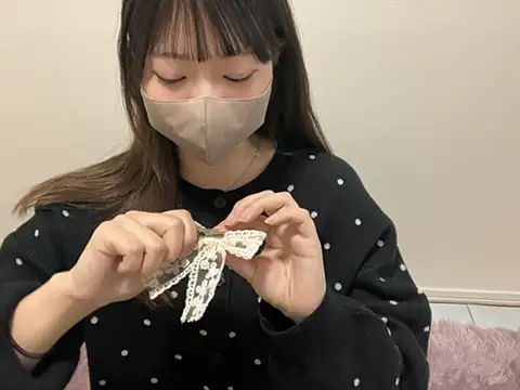 Snapshot of y-u-r-a-33 chatting on March 28, 2026, 3:39 am y-u-r-a-33 online show from March 28, 2026, 3:39 am