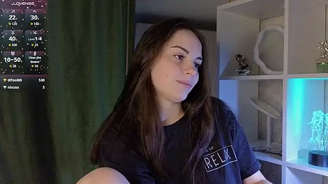 Snapshot of dark_honey_ chatting on May 1, 2026, 4:00 pm dark honey online show from May 1, 2026, 4:00 pm