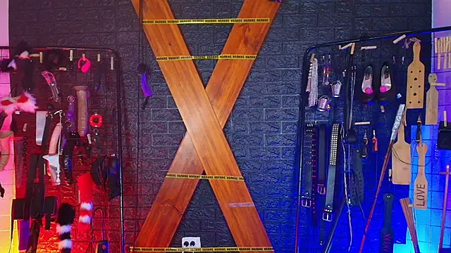Mistress lexi bdsm online show from April 25, 2026, 7:33 pm