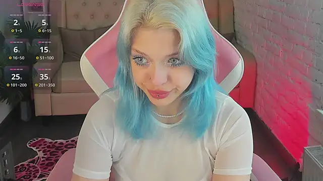 Snapshot of Clown_Princess chatting on May 28, 2026, 7:27 am Clown Princess online show from May 28, 2026, 7:27 am