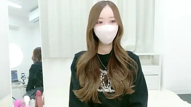 salachan v online show from April 3, 2026, 11:19 am