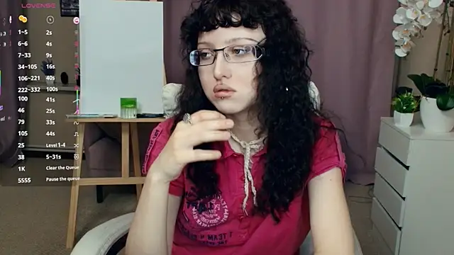 JordanSvetlik online show from May 29, 2026, 7:23 pm