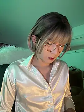 Conny 777 online show from April 3, 2026, 3:04 am