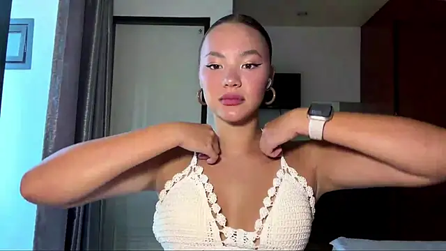 kamila 18 french online show from March 23, 2026, 5:44 am