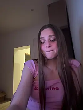 BellMeow  online show from May 17, 2026, 7:32 pm