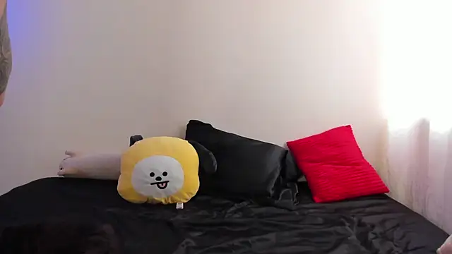 Niela Go online show from May 8, 2026, 1:38 pm