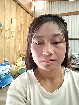 Cute-flowers online show from April 18, 2026, 2:04 am