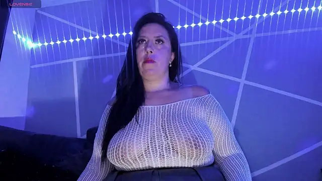 Snapshot of bella_smit1 chatting on April 7, 2026, 3:07 am bella smit1 online show from April 7, 2026, 3:07 am