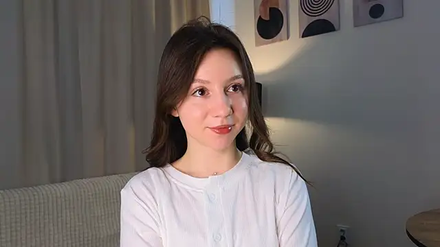 nikatiny online show from March 26, 2026, 4:07 am