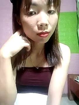 Snapshot of AmyLinee01 chatting on March 29, 2026, 6:19 pm AmyLinee01 online show from March 29, 2026, 6:19 pm