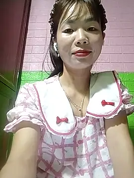 AmyLinee01 online show from May 29, 2026, 5:11 pm