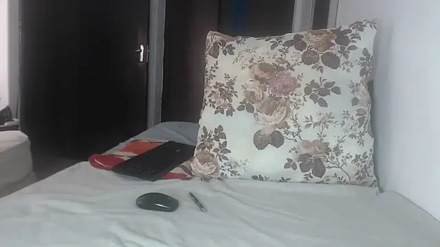 Lucia-boobs online show from April 19, 2026, 6:54 pm