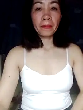 Snapshot of -Lunou- chatting on May 1, 2026, 2:21 pm -Lunou- online show from May 1, 2026, 2:21 pm