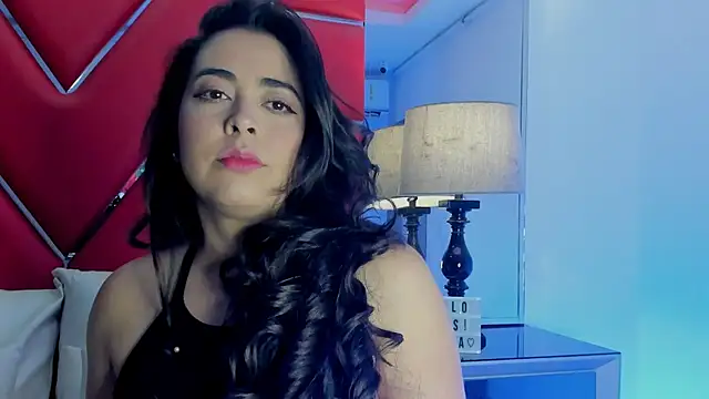 Sofia-Venegas online show from May 3, 2026, 11:49 am