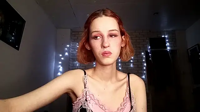 SirenFrost online show from May 30, 2026, 1:41 pm