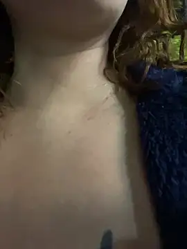 MiaHotboobs online show from April 1, 2026, 11:46 pm
