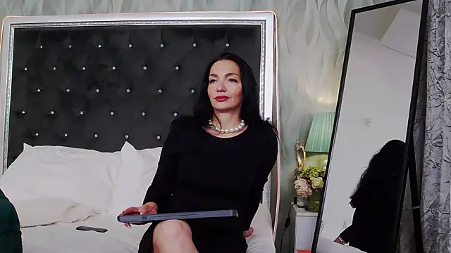 GraceMontclaire online show from May 22, 2026, 3:28 pm