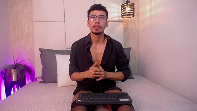 Philip collins online show from June 13, 2026, 11:13 pm