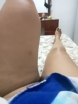 sexymomsn online show from July 8, 2026, 4:06 am