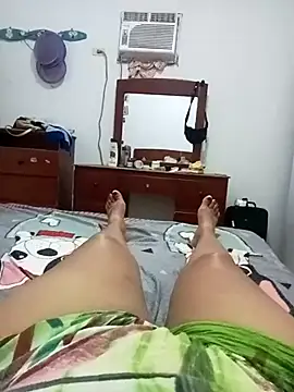 sexymomsn online show from July 9, 2026, 6:39 am