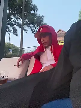 PHAT FTM KLIT87 online show from April 7, 2026, 11:48 pm