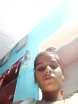 Raveena0990 online show from May 28, 2026, 4:26 pm