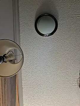 beeeuhh online show from April 20, 2026, 6:05 am