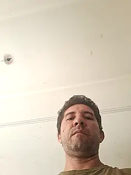 Sueliton2 online show from March 25, 2026, 10:21 am