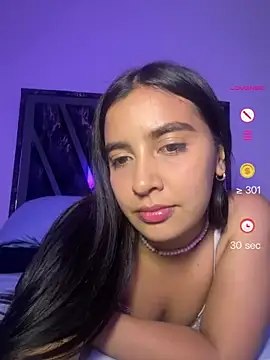 Snapshot of HaileyBiieber chatting on May 1, 2026, 2:49 am HaileyBiieber online show from May 1, 2026, 2:49 am
