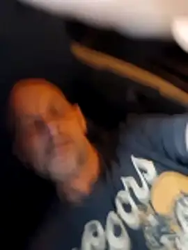 middickstroking online show from April 14, 2026, 4:07 am