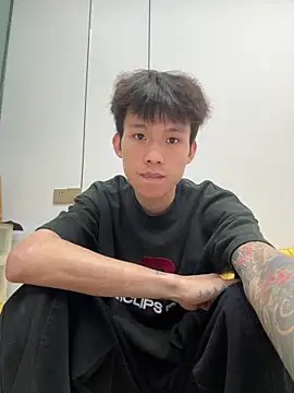 zzzzppp3 online show from April 21, 2026, 1:42 am