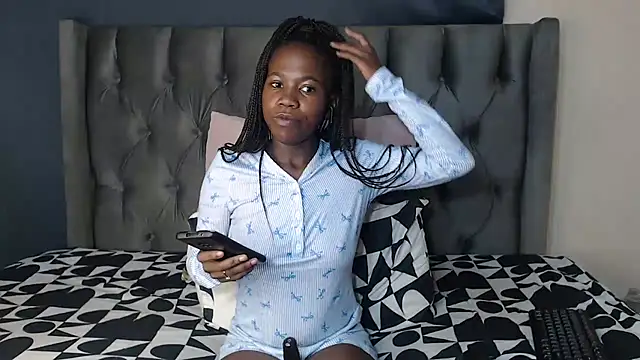 Cybil Hearts online show from April 24, 2026, 3:53 am