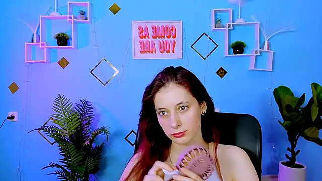 Snapshot of nami_glow chatting on June 24, 2026, 8:08 pm nami glow online show from June 24, 2026, 8:08 pm
